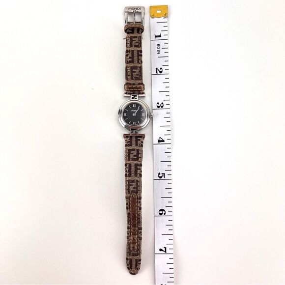 Vintage FENDI Orologi 2700L Brown Silver Circle Quartz  Ladies Watch - Picture 11 of 12